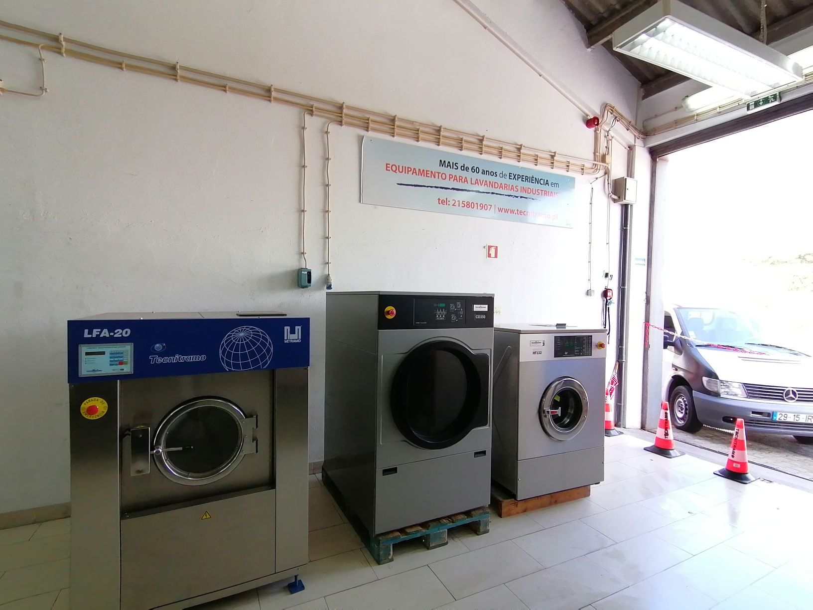 Aluguer de equipamentos Self-service ou para lavandaria industriail
