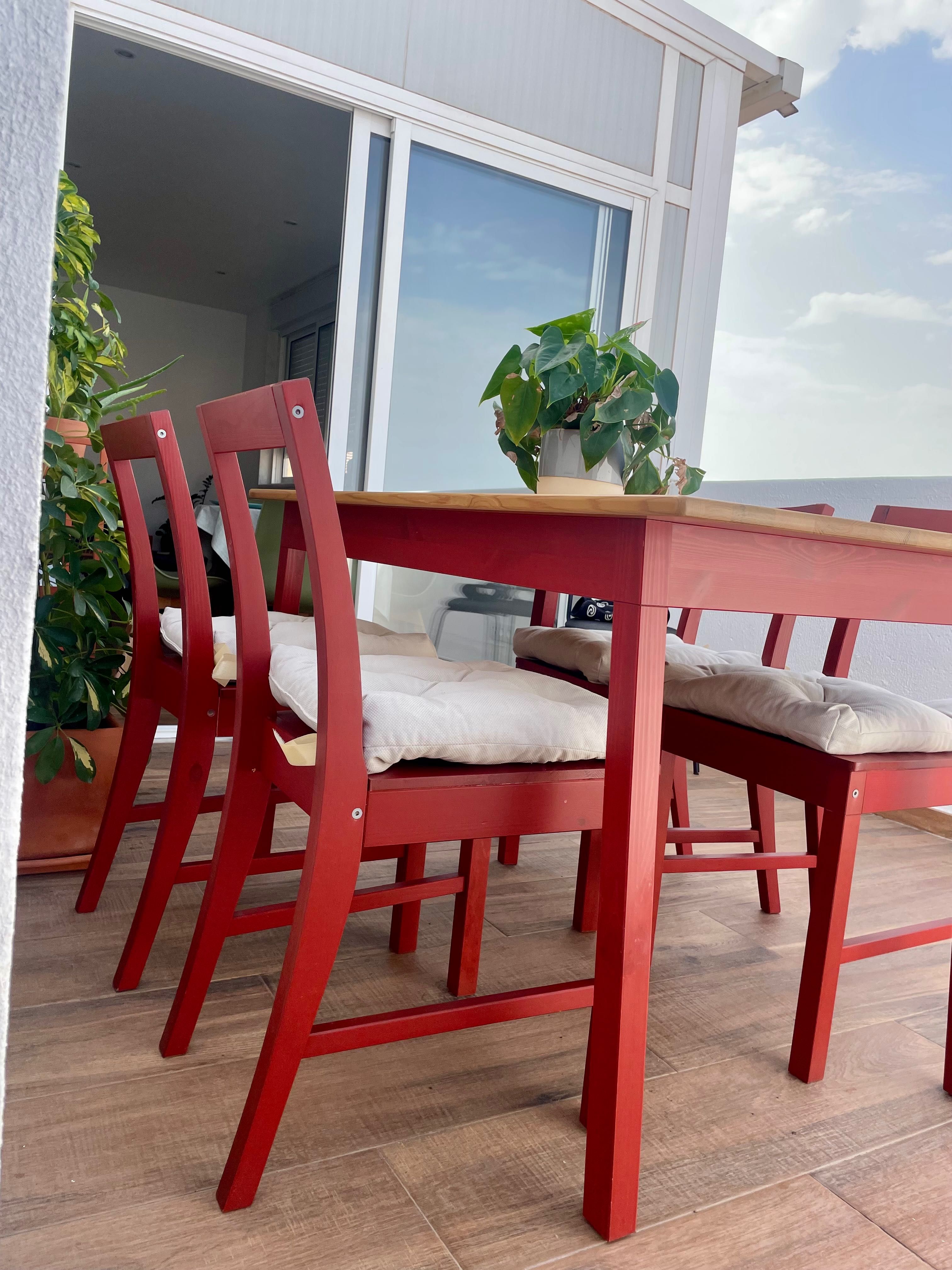 Conjunto IKEA PINNTORP mesa e 4 cadeiras