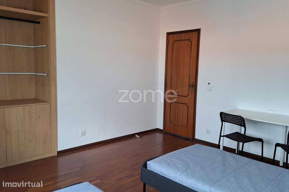 Quarto duplo para arrendamento estudantes