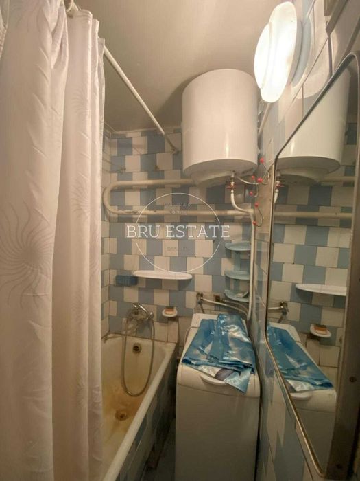 Видова на Дніпро 1к 34м Лівобережна Русановка, Русанівська Набережна 6