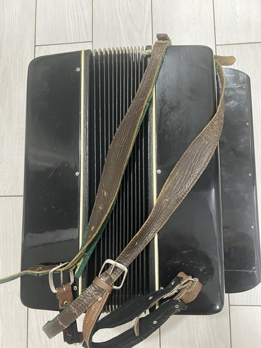 Баян Рубин 5 с чемоданом