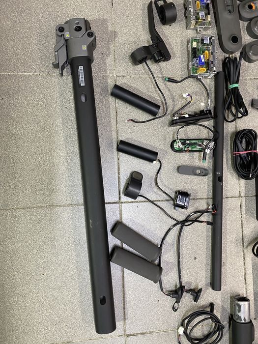 Комплет запч.  электросамокат Xiaomi Electric Scooter 4 Ultra запчасти