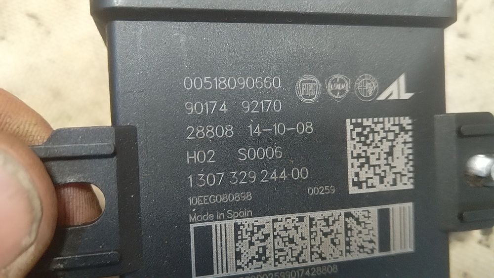 ) Lancia Delta moduł świateł