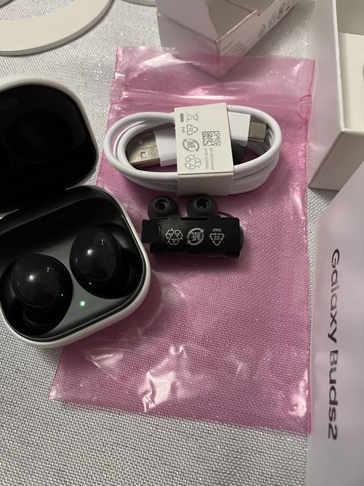 Samsung galaxy Buds2