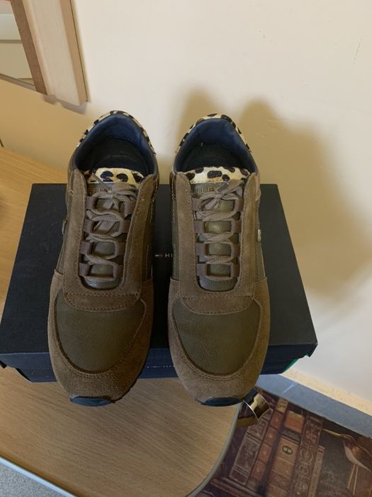 Кросівки Tommy Hilfiger (40)