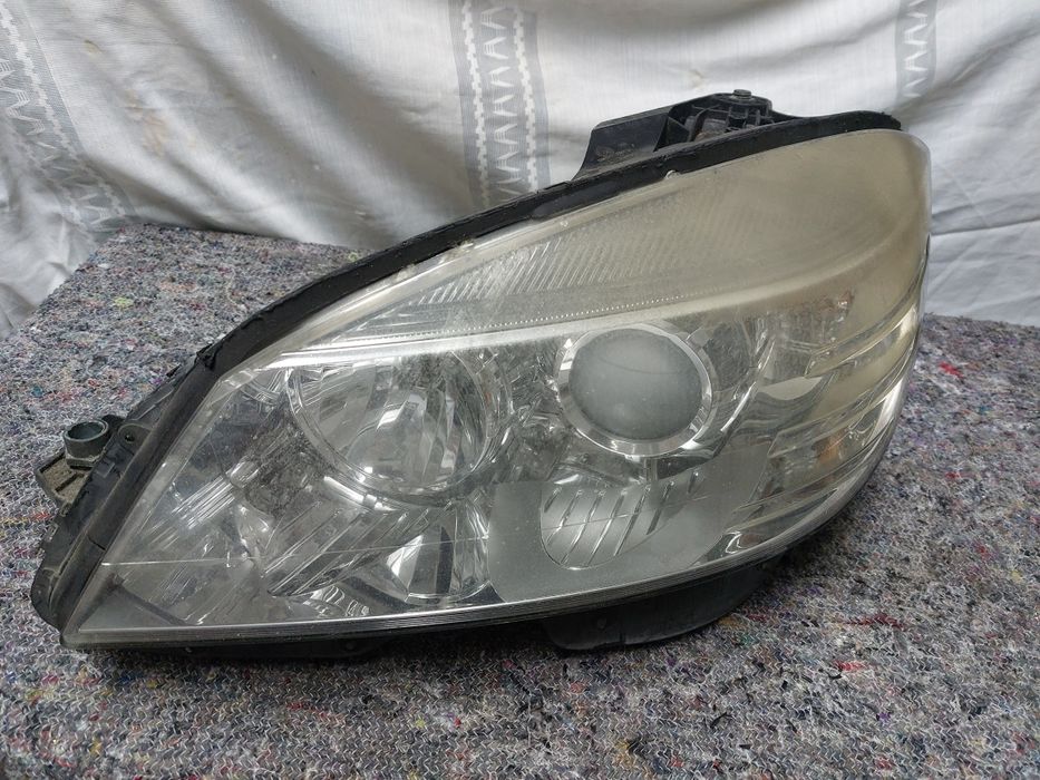 Faróis para mercedes W204