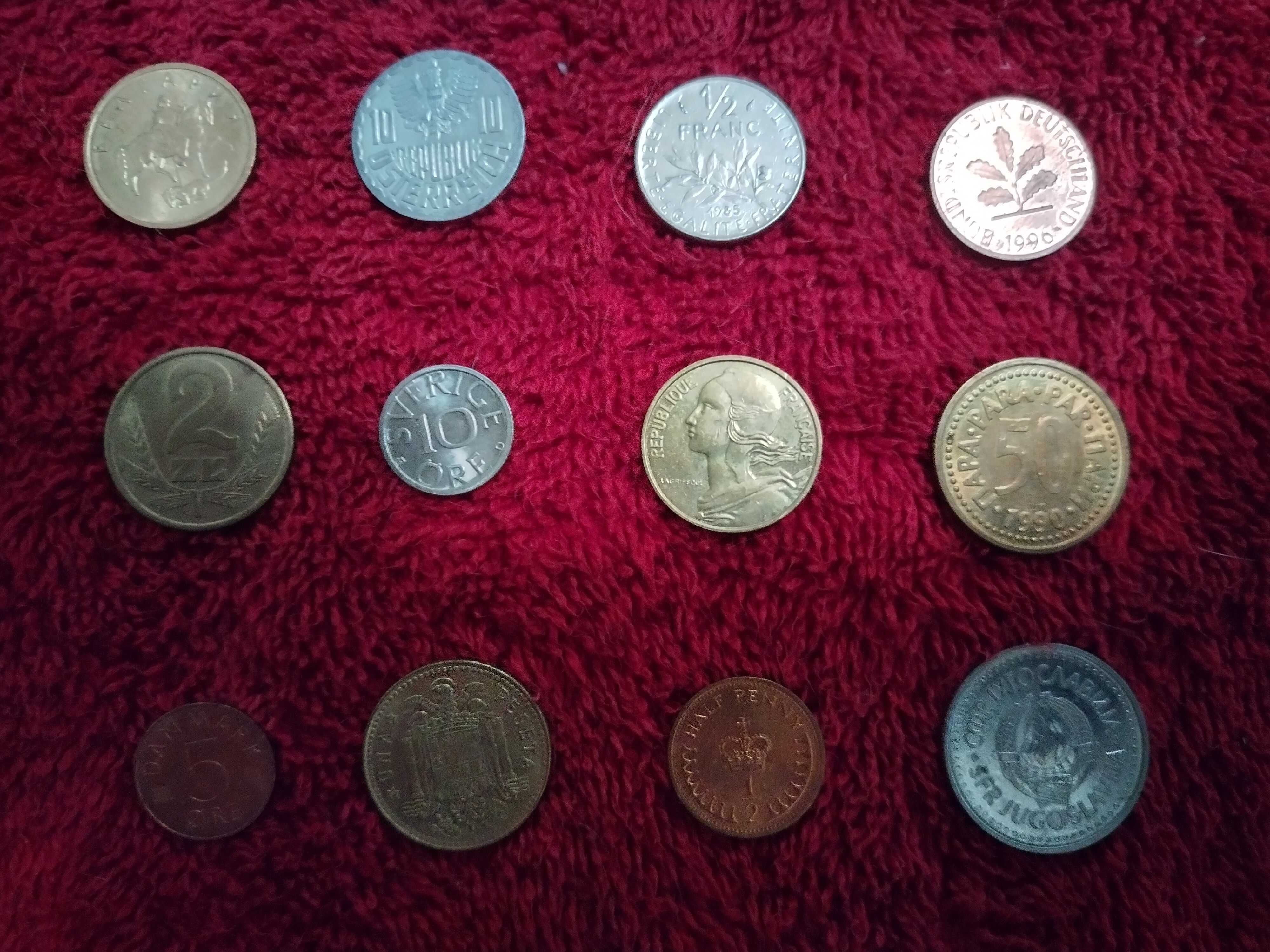 Шалений розпродаж монет різних країн світу по 5 та 10 гривень