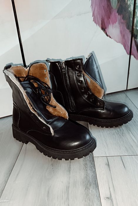 Buty zimowe botki ciepłe 38/39 - 25 cm choć metka 40 futerko jak nowe