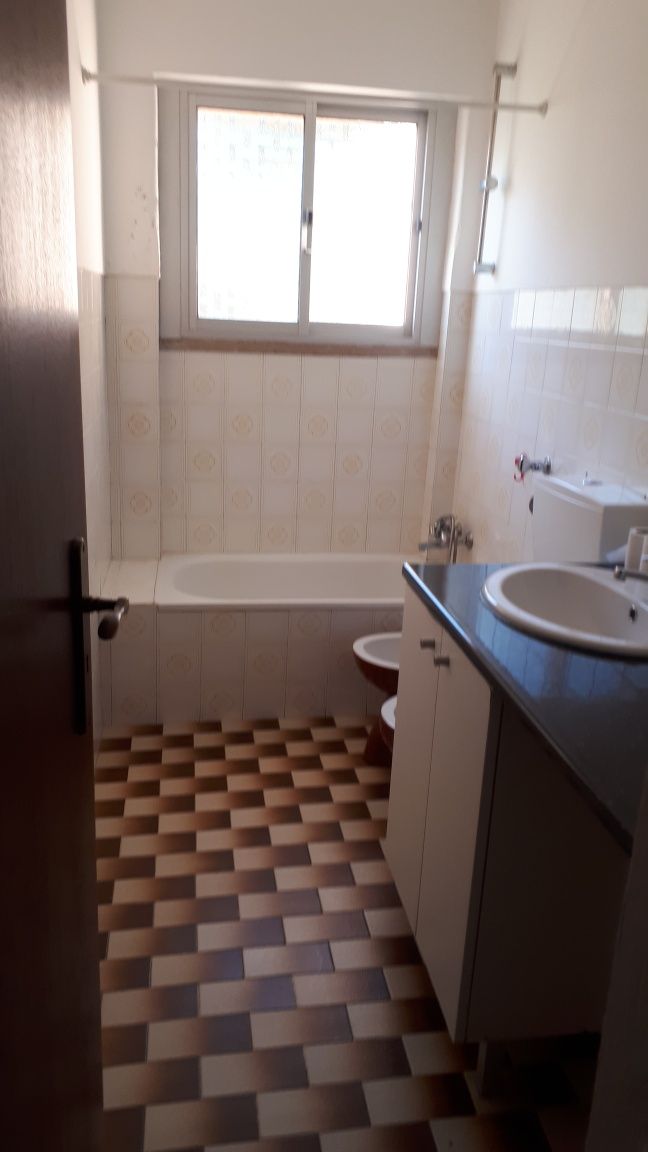 T0 na Amadora junto da estação de comboios