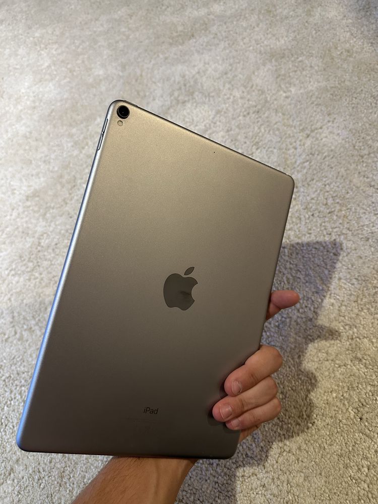 Ipad Pro 10.5 - c/capa