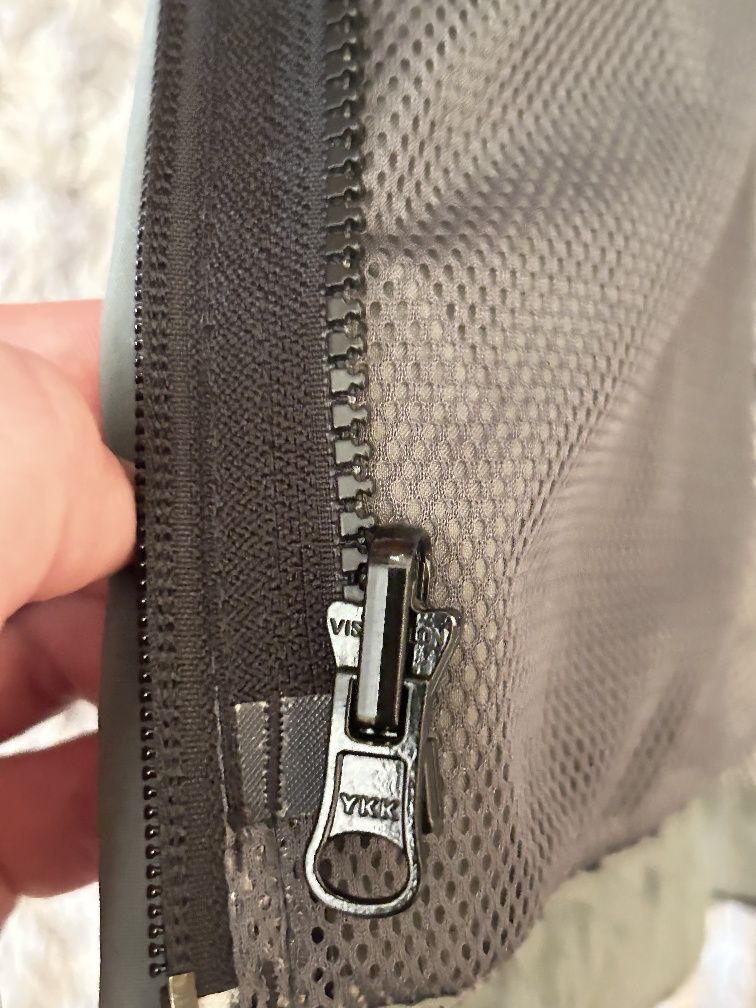 Чоловіча куртка/вітровка Berghaus AQ2, у ідеальному стані