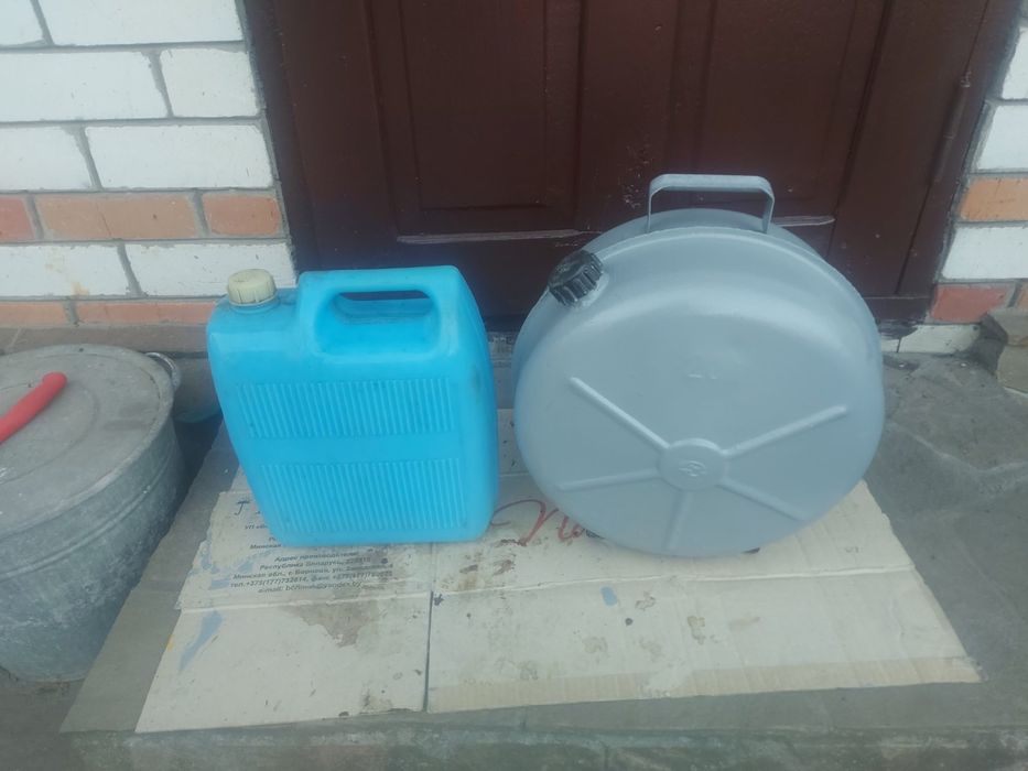 Каністра 10л пластик