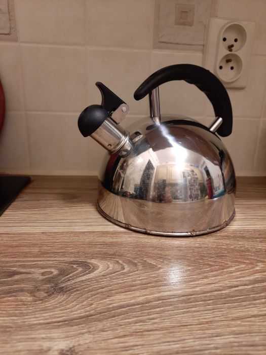 Czajnik srebrny Florina 1,5 l