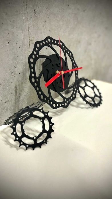 Zegar z zębatek, części rowerowych - unikat rękodzieło recycling loft