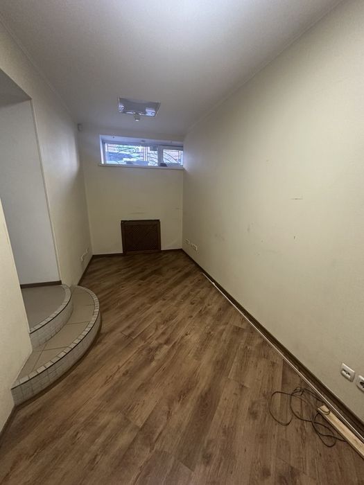 Здам приміщення 8 м2 по вулиці Волоська 51/27