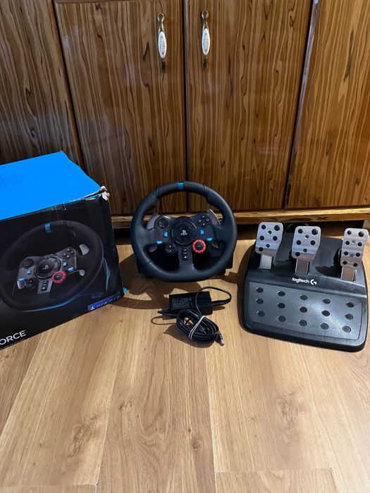 Kierownica Logitech G29 DrivingForce PC/PS4/PS5 - Pudełko