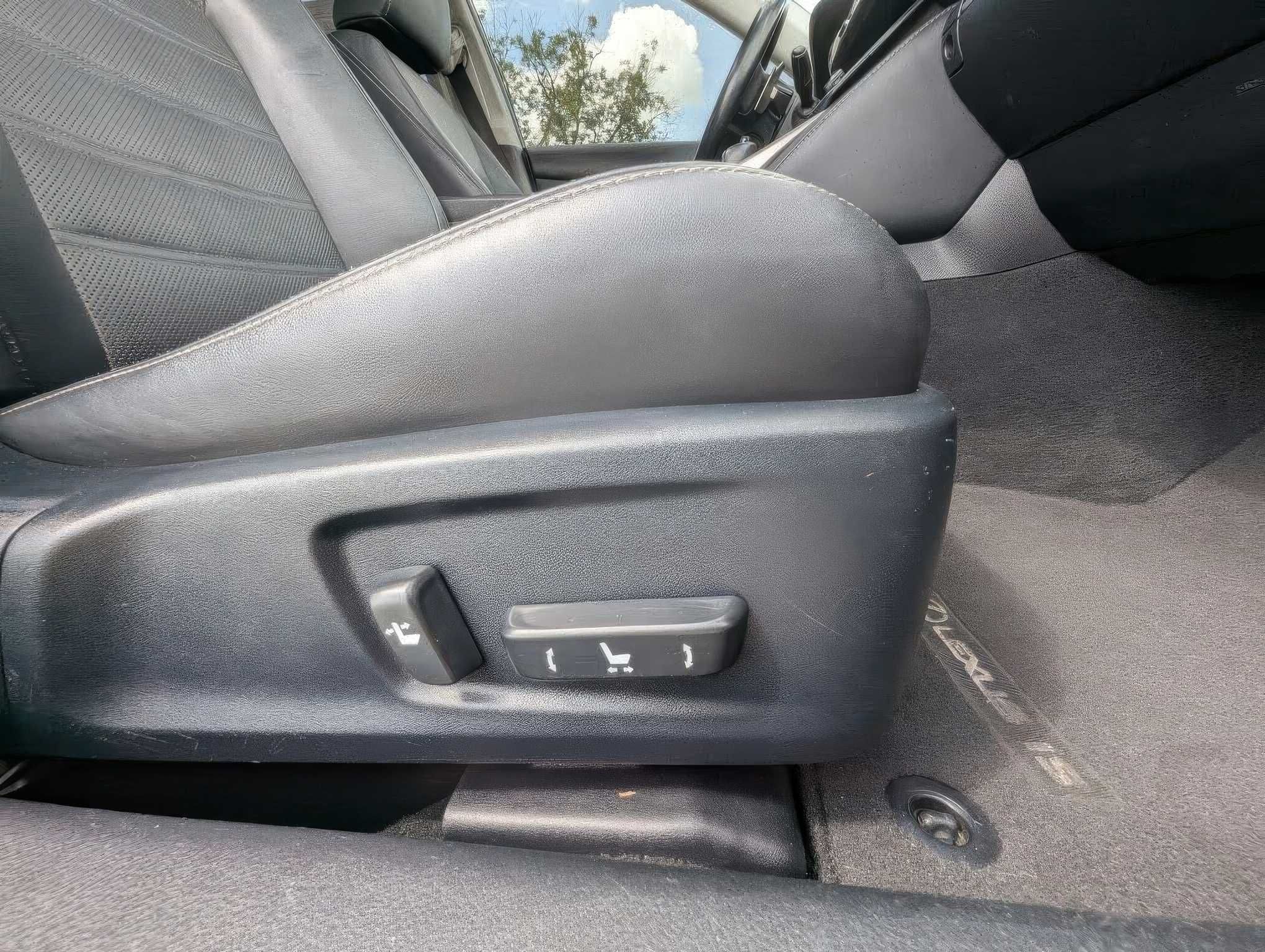 2015 Lexus IS 250 Sedan AWD 2.5