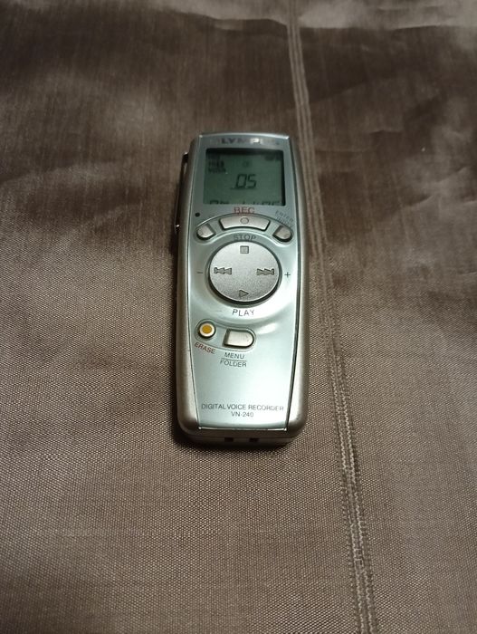 Диктофон Olympus VN-240