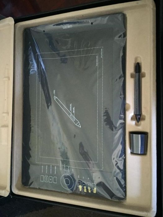Mesa Digitalizadora Wacom Intuos PRO XL + Wireless Kit