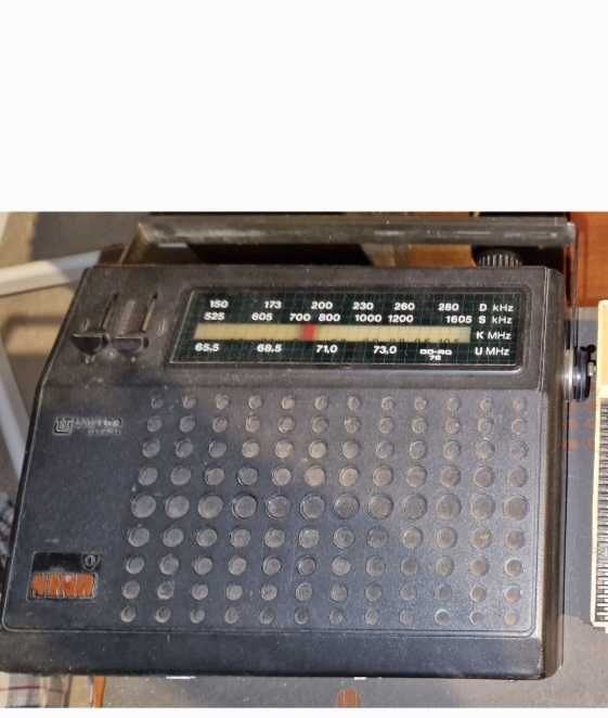 Sprzedam stare radioodbiorniki