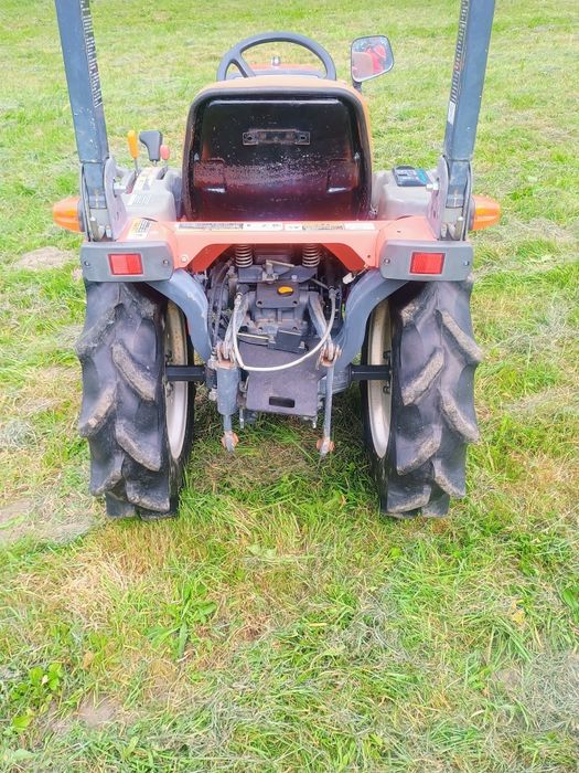 Traktorek Kubota b72
