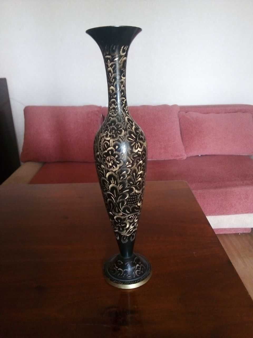 Індійська латунна ваза чеканка вінтаж