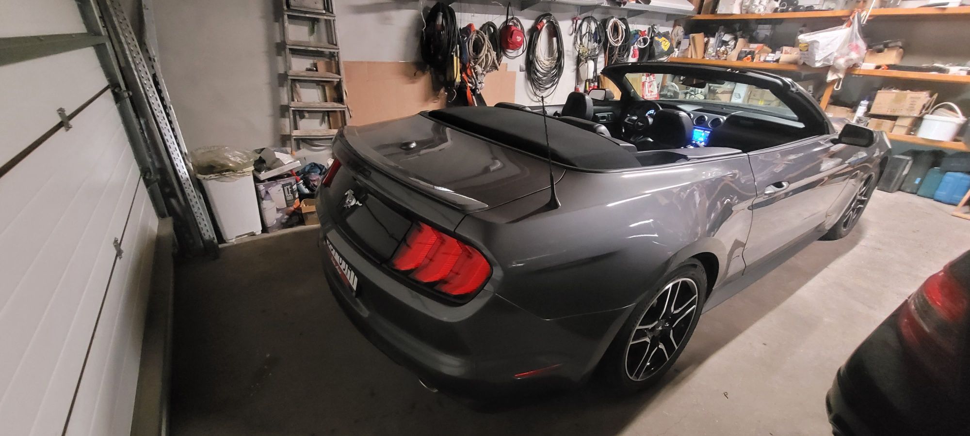 Ford Mustang Cabrio mieszkanie działka nieruchomość garaż wymiana