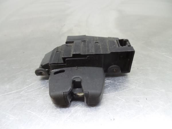 Fechadura / fecho da mala PEUGEOT 308 (4A_, 4C_)