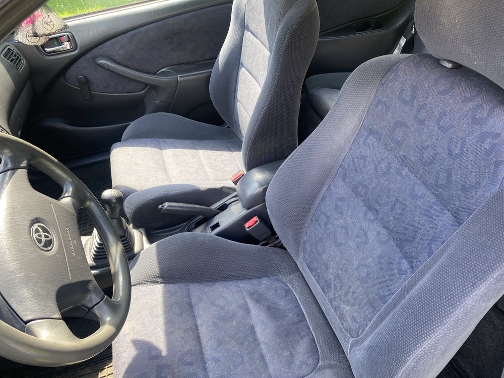 Toyota Corolla 2000