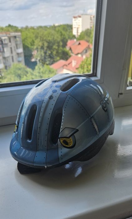 Шолом захисний FISHER.