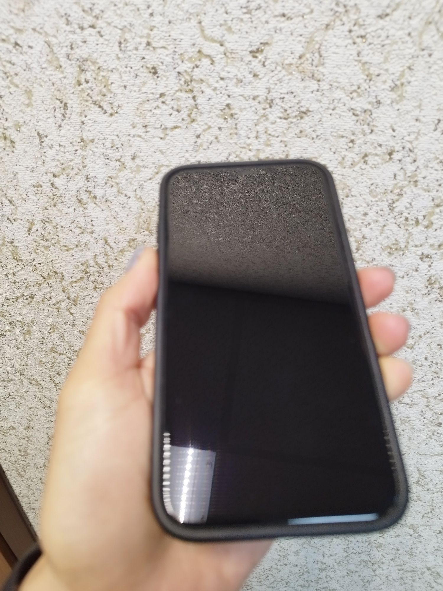 Телефон iPhone 11 64 Gb