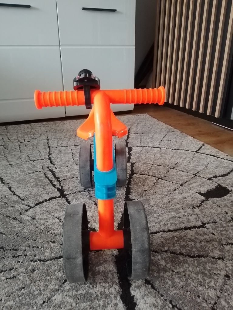 Rowerek jeździk biegowy plastikowy lekki