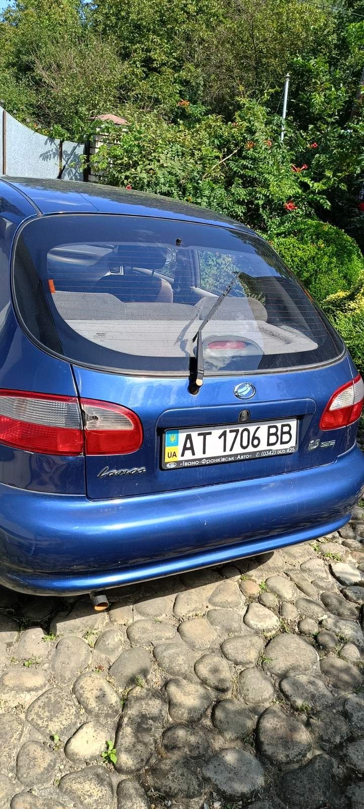 Автомобіль ЗАЗ Ланос