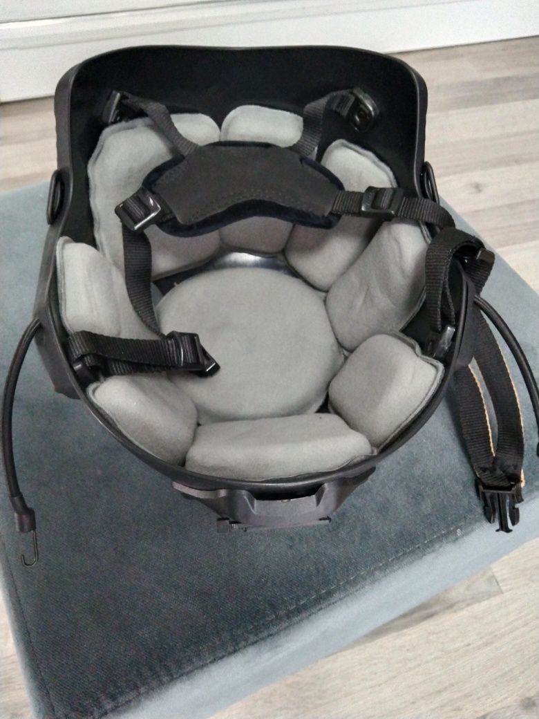 Hełm, kask ASG STRIKE system BLACK