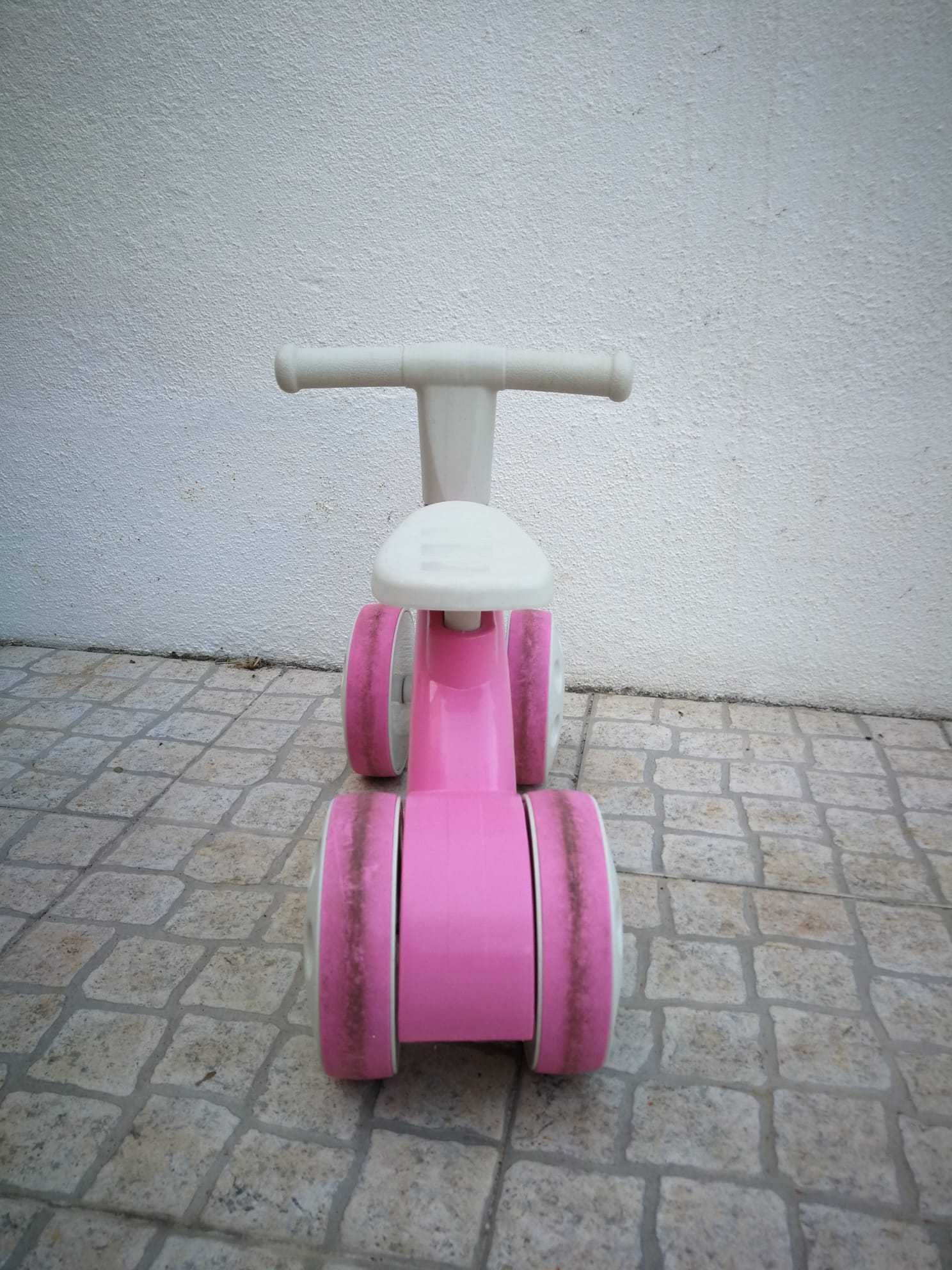 Andador/Bicicleta sem pedais, 4 rodas, MOLTO