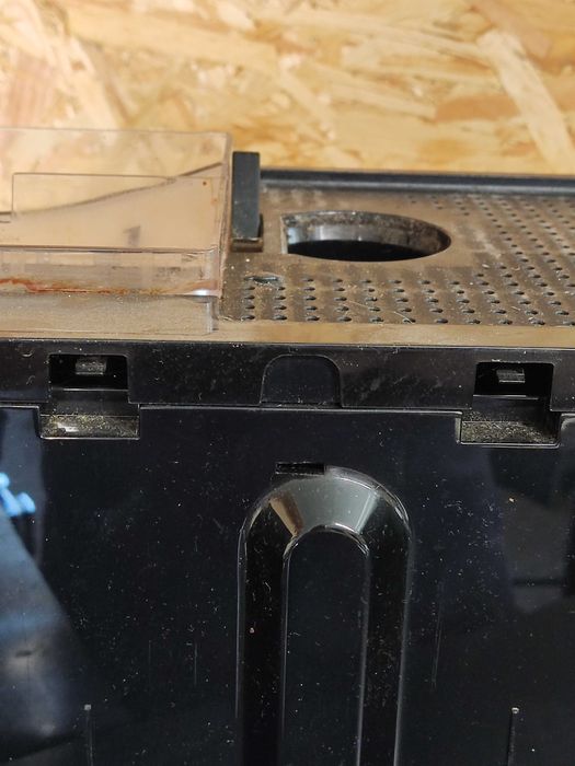 Obudowa górna zbiornik wylewka panel kadłubek Melitta Caffeo CI