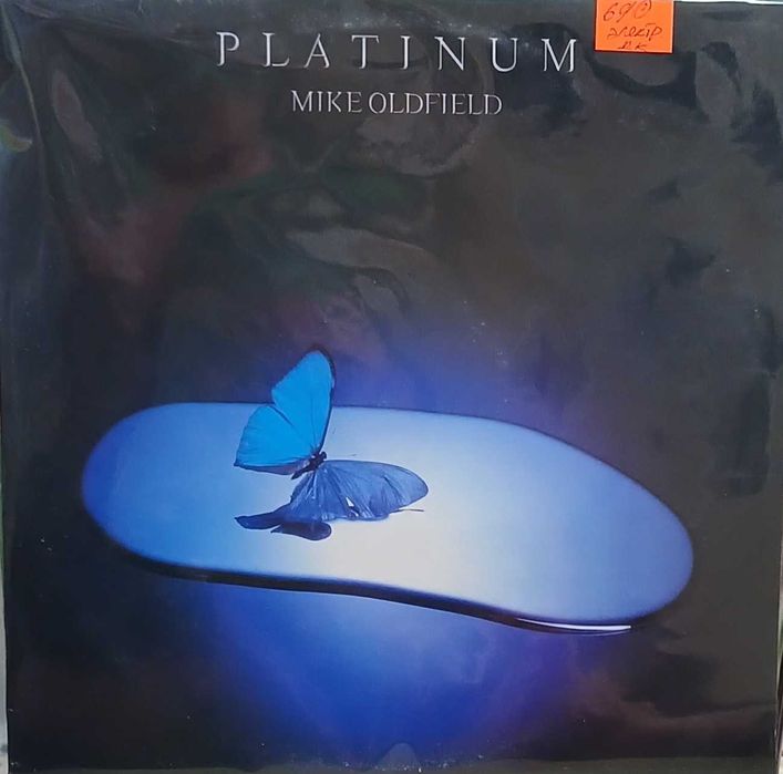 Коллекция пластинок электронная музыка Daft Punk Mike Oldfield Moby
