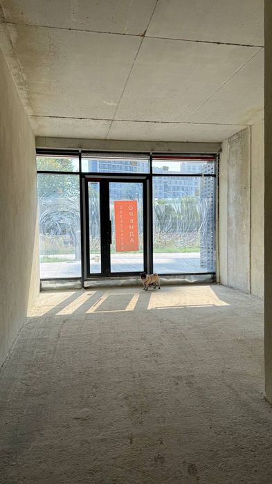 Оренда фасадного приміщення в новобудові ЖК Сейф Таун