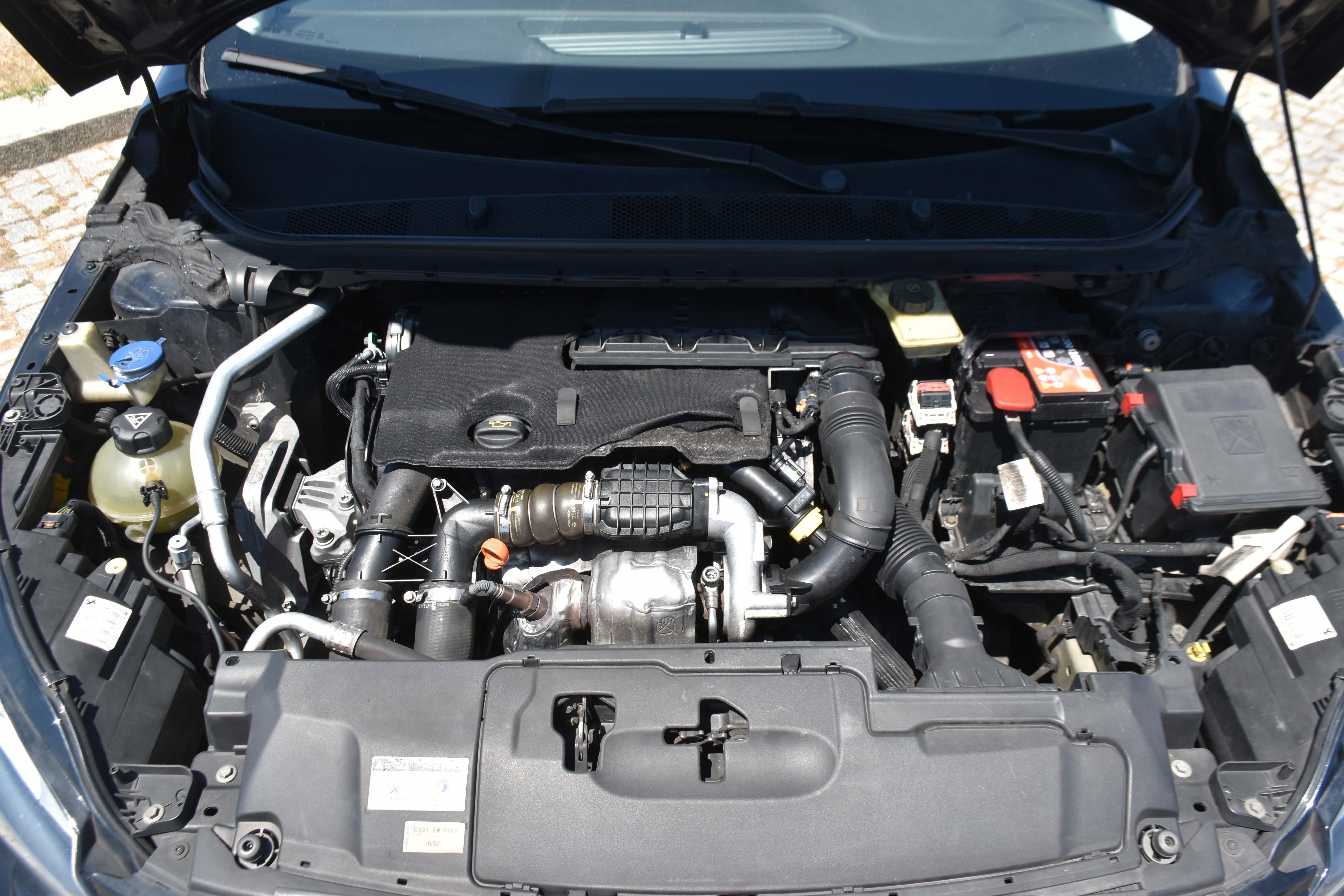 Peugeot 308 1.6 HDI - Desde 80€ /mês