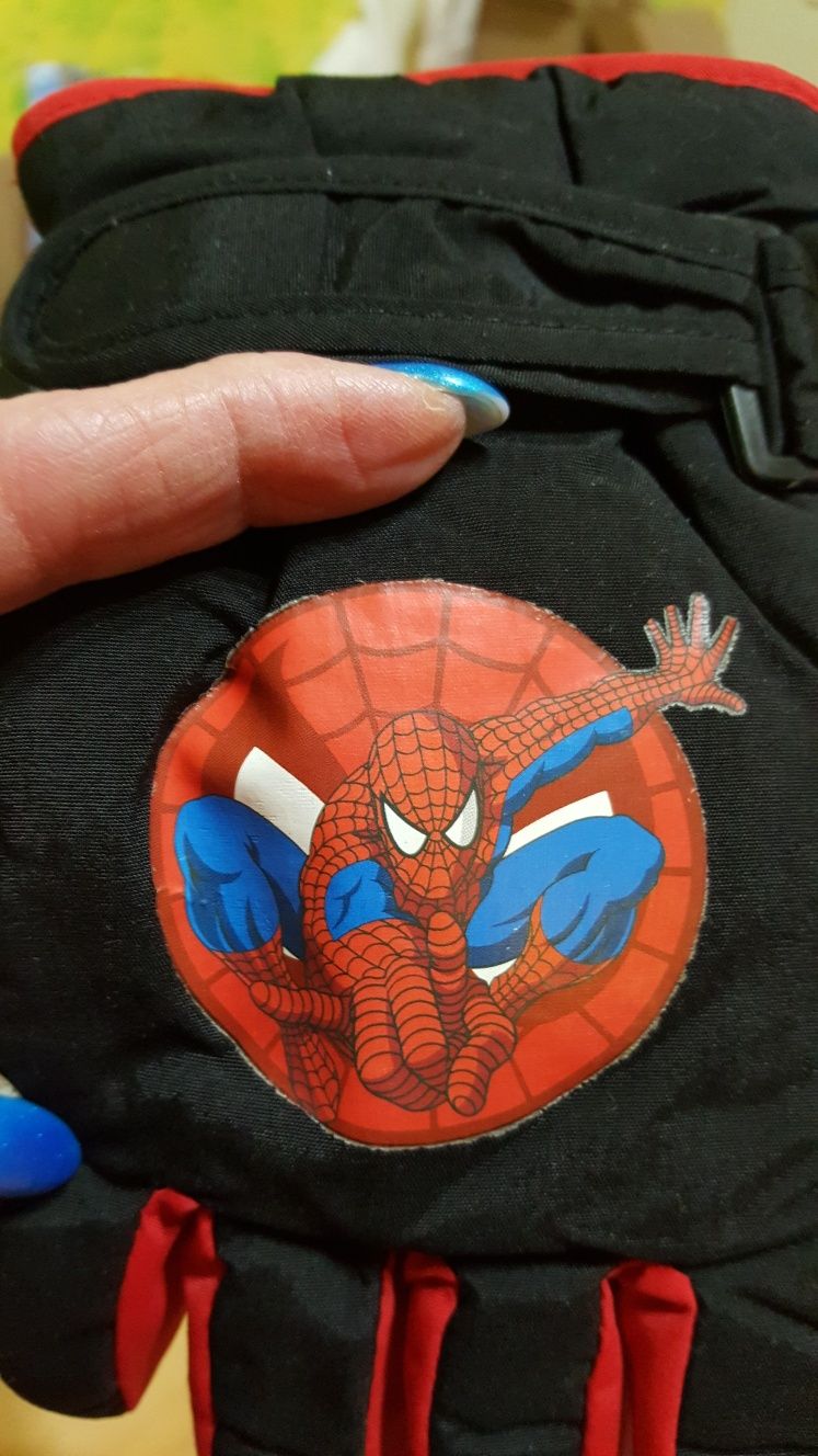 Rękawiczki zimowe narciarskie Spiderman