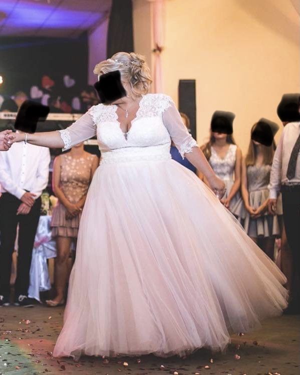 Suknia ślubna w wiekszym rozmiarze