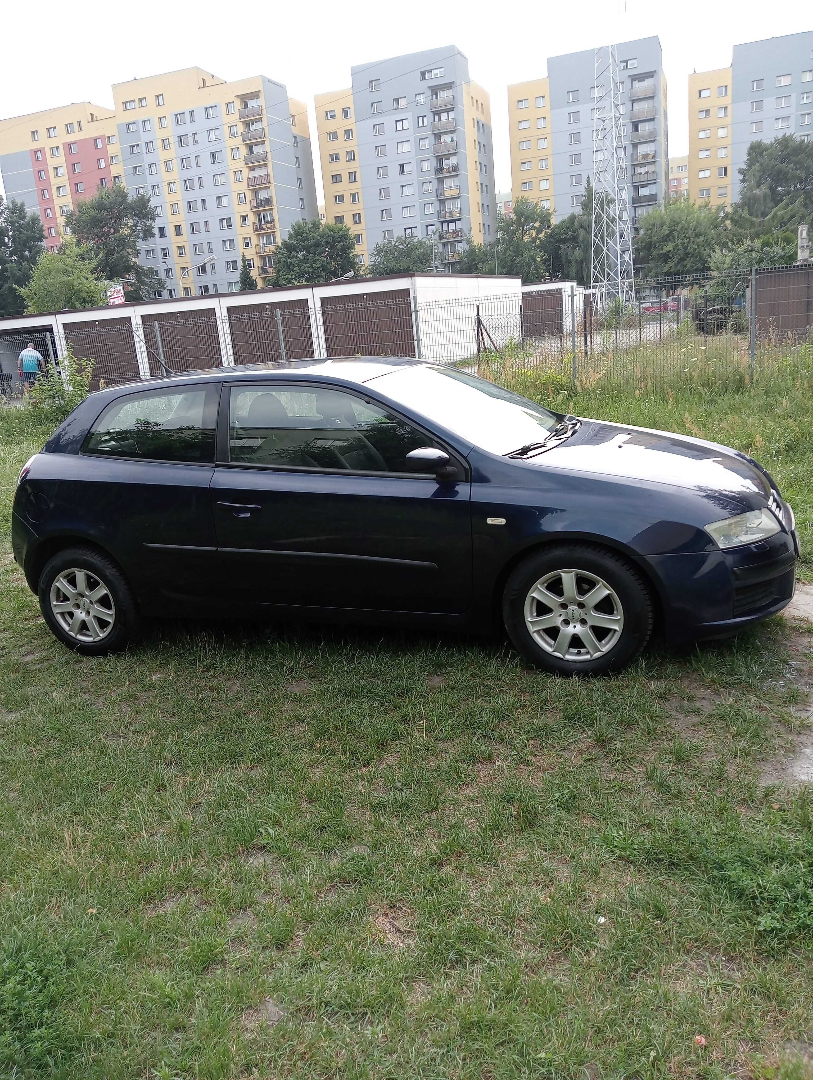 Fiat Stilo 2003 r 1.6 bogata wersja Długie opłaty
