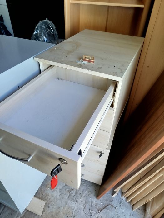 Szafka pod biurkowa kontener