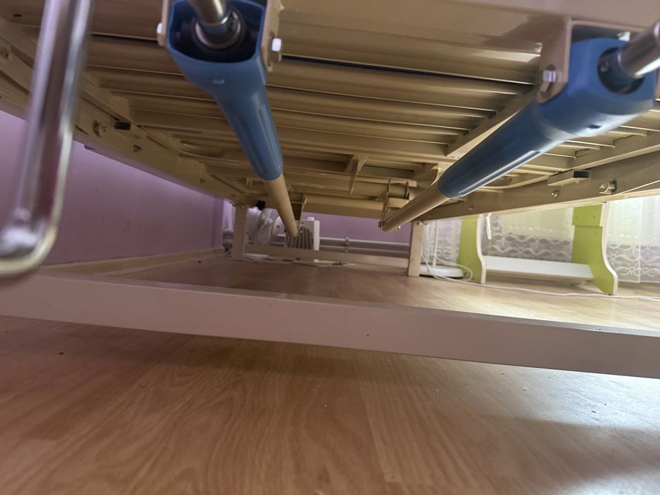 Медичне ліжко MED1-C09