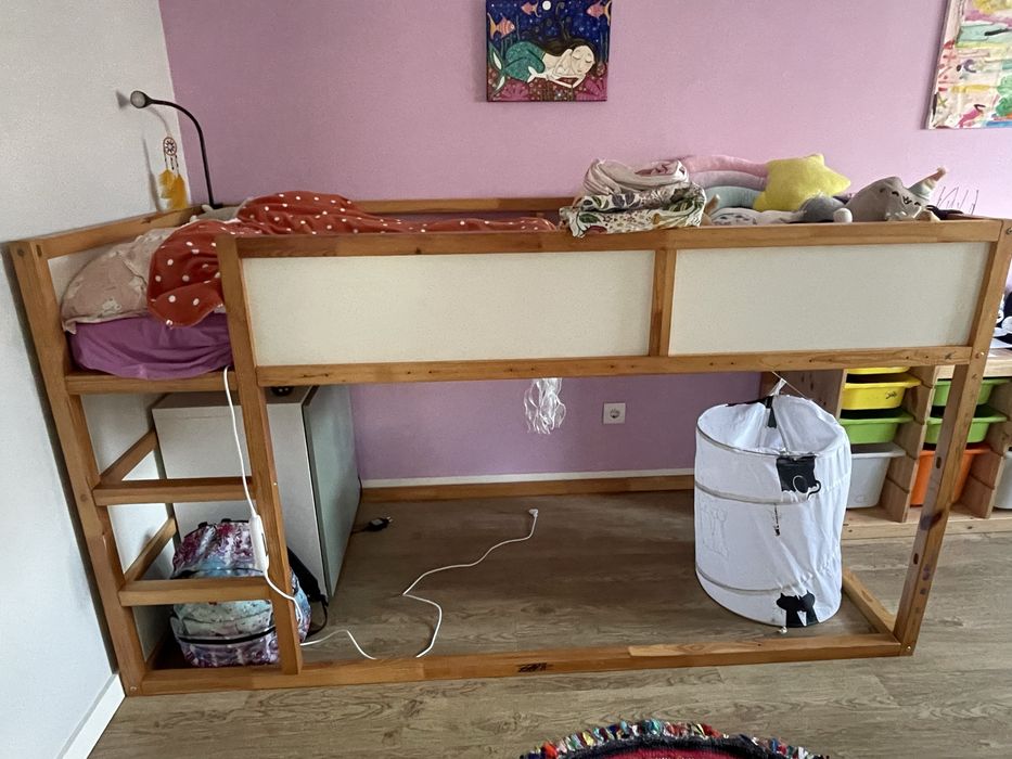 Cama KURA IKEA reversível – branco/pinho (90x200cm)