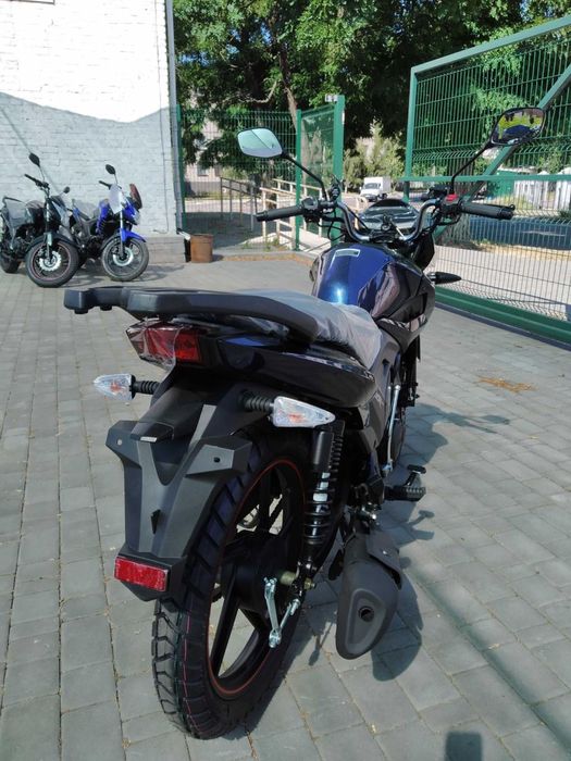 Дорожный мотоцикл Lifan LF150-2E