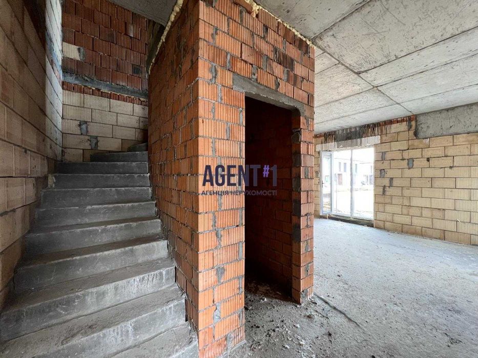 Квадрекс в збудованому котеджному містечку, Петропавлівська Борщагівка