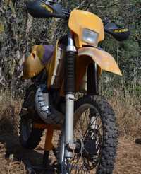 KTM- GS -250- LB