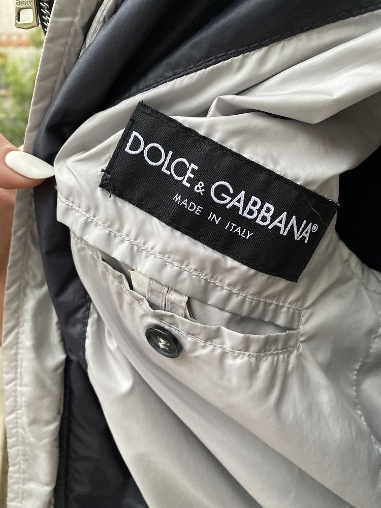 Куртка - вітровка Dolce&Gabbana