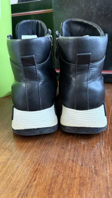 Чоботи зимові кросівки черевики жіночі Stefano 39 р шкіряні овчина